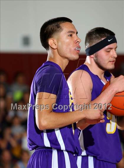 Thumbnail 3 in Bell vs. Grant (CIF LA City Section Final) photogallery.