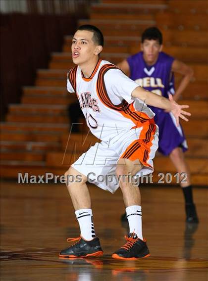 Thumbnail 1 in Bell vs. Grant (CIF LA City Section Final) photogallery.