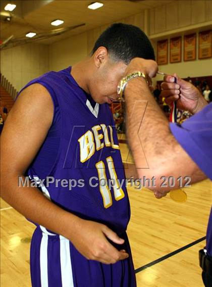 Thumbnail 2 in Bell vs. Grant (CIF LA City Section Final) photogallery.