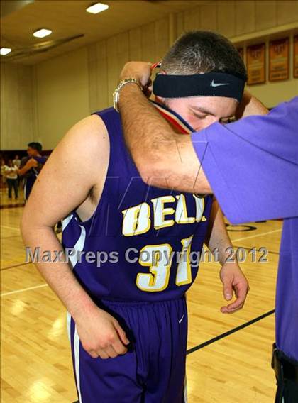 Thumbnail 2 in Bell vs. Grant (CIF LA City Section Final) photogallery.