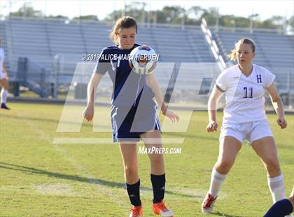 Thumbnail 3 in Central vs. Hernando (Preseason Classic) photogallery.