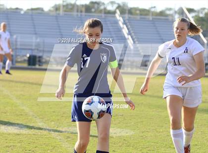Thumbnail 2 in Central vs. Hernando (Preseason Classic) photogallery.