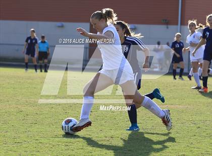 Thumbnail 3 in Central vs. Hernando (Preseason Classic) photogallery.