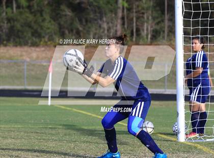 Thumbnail 2 in Central vs. Hernando (Preseason Classic) photogallery.