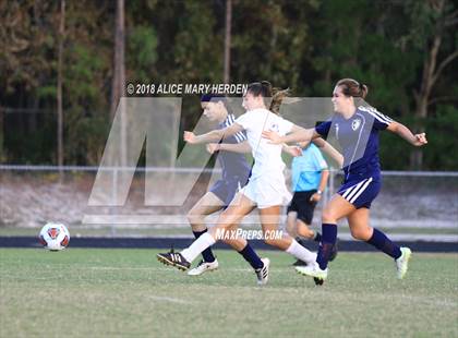 Thumbnail 1 in Central vs. Hernando (Preseason Classic) photogallery.