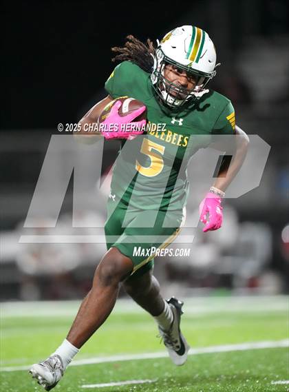 Thumbnail 3 in Hitchcock vs Little River Academy (UIL 3A D1 Football Bi-District) photogallery.