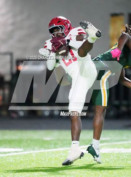 Thumbnail 1 in Hitchcock vs Little River Academy (UIL 3A D1 Football Bi-District) photogallery.