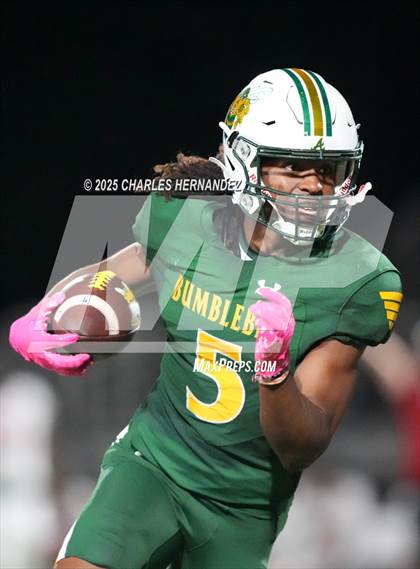 Thumbnail 1 in Hitchcock vs Little River Academy (UIL 3A D1 Football Bi-District) photogallery.