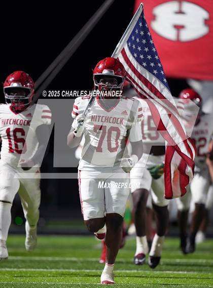 Thumbnail 3 in Hitchcock vs Little River Academy (UIL 3A D1 Football Bi-District) photogallery.