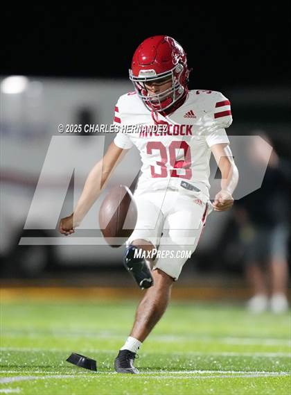 Thumbnail 2 in Hitchcock vs Little River Academy (UIL 3A D1 Football Bi-District) photogallery.