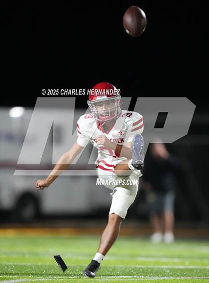 Thumbnail 2 in Hitchcock vs Little River Academy (UIL 3A D1 Football Bi-District) photogallery.