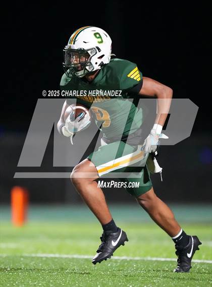 Thumbnail 2 in Hitchcock vs Little River Academy (UIL 3A D1 Football Bi-District) photogallery.