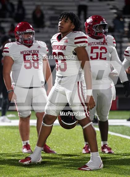 Thumbnail 3 in Hitchcock vs Little River Academy (UIL 3A D1 Football Bi-District) photogallery.