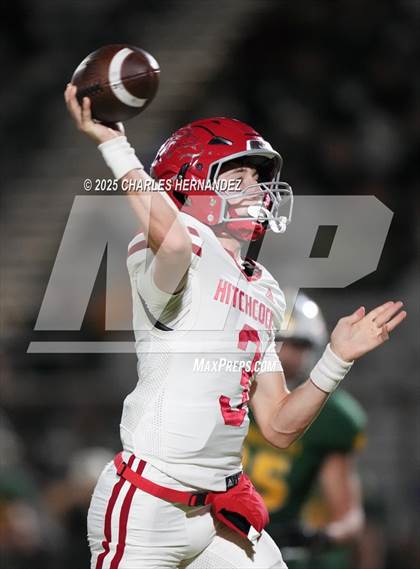 Thumbnail 3 in Hitchcock vs Little River Academy (UIL 3A D1 Football Bi-District) photogallery.