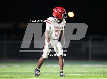 Thumbnail 3 in Hitchcock vs Little River Academy (UIL 3A D1 Football Bi-District) photogallery.