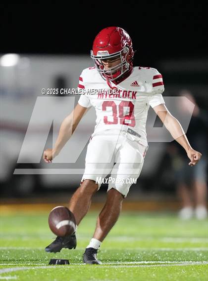 Thumbnail 1 in Hitchcock vs Little River Academy (UIL 3A D1 Football Bi-District) photogallery.