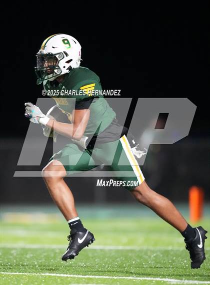 Thumbnail 3 in Hitchcock vs Little River Academy (UIL 3A D1 Football Bi-District) photogallery.