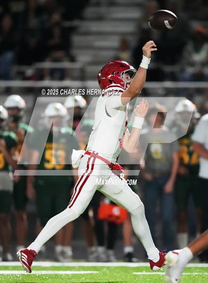 Thumbnail 2 in Hitchcock vs Little River Academy (UIL 3A D1 Football Bi-District) photogallery.