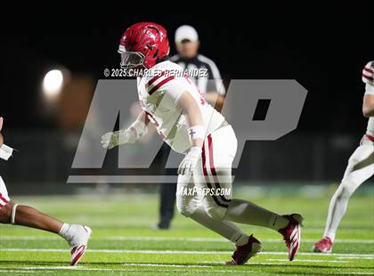 Thumbnail 3 in Hitchcock vs Little River Academy (UIL 3A D1 Football Bi-District) photogallery.