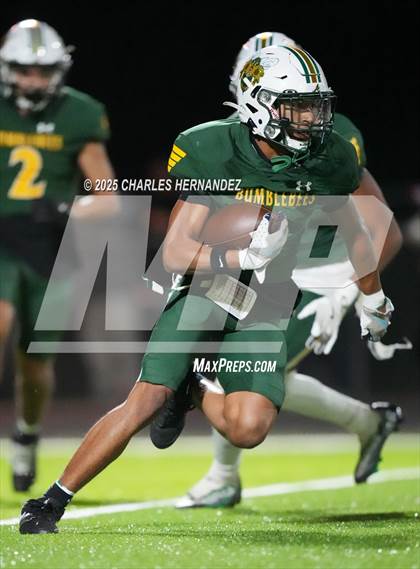 Thumbnail 1 in Hitchcock vs Little River Academy (UIL 3A D1 Football Bi-District) photogallery.