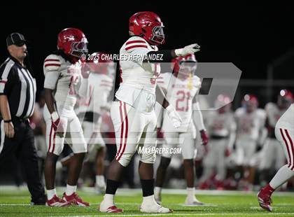 Thumbnail 1 in Hitchcock vs Little River Academy (UIL 3A D1 Football Bi-District) photogallery.