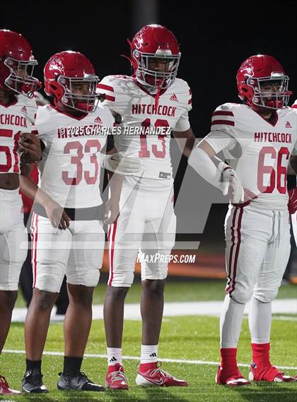 Thumbnail 2 in Hitchcock vs Little River Academy (UIL 3A D1 Football Bi-District) photogallery.
