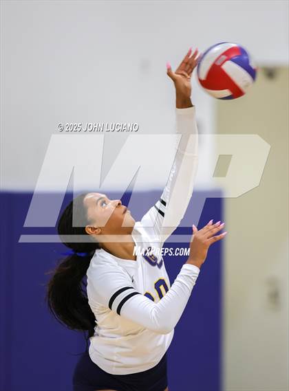 Thumbnail 2 in Crean Lutheran @ La Habra photogallery.