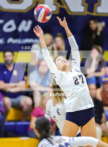 Thumbnail 2 in Crean Lutheran @ La Habra photogallery.