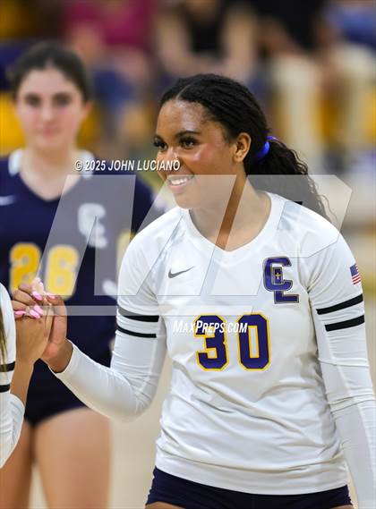 Thumbnail 2 in Crean Lutheran @ La Habra photogallery.