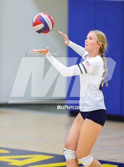 Thumbnail 2 in Crean Lutheran @ La Habra photogallery.