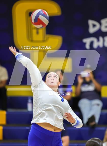 Thumbnail 3 in Crean Lutheran @ La Habra photogallery.