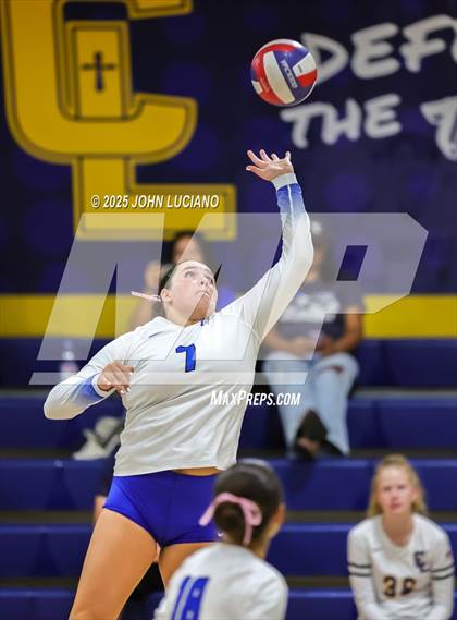 Thumbnail 3 in Crean Lutheran @ La Habra photogallery.