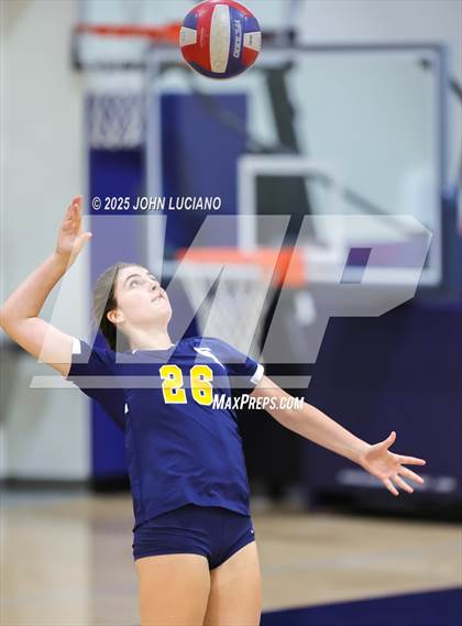 Thumbnail 1 in Crean Lutheran @ La Habra photogallery.