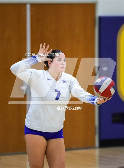 Thumbnail 1 in Crean Lutheran @ La Habra photogallery.