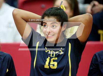 Thumbnail 2 in Wakeland [Justin] vs Highland Park (UIL 5A Area Playoff) photogallery.