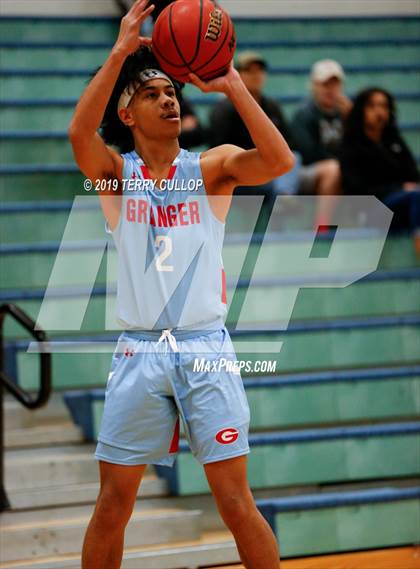 Thumbnail 3 in Granger vs. Elko (Eagle Holiday Shootout) photogallery.