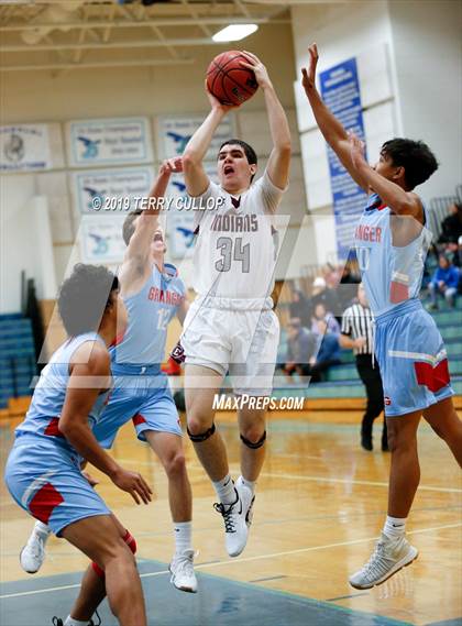 Thumbnail 2 in Granger vs. Elko (Eagle Holiday Shootout) photogallery.
