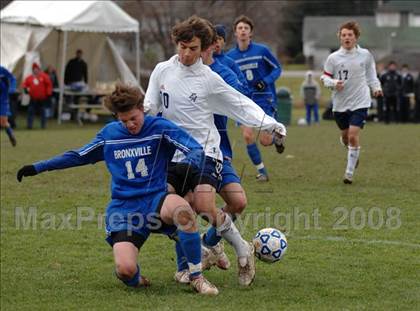 Thumbnail 3 in Bronxville vs. East Aurora (NYSPHSAA Class B Final) photogallery.