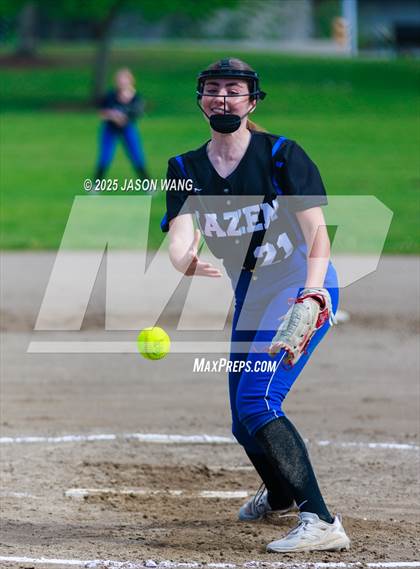 Thumbnail 3 in Hazen @ Renton photogallery.