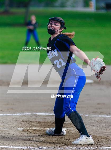 Thumbnail 2 in Hazen @ Renton photogallery.