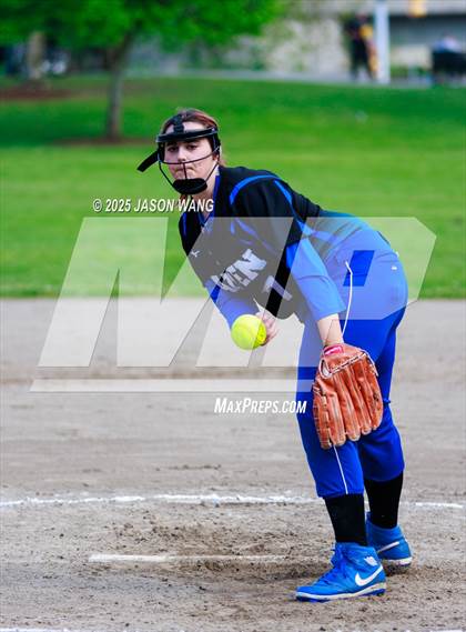 Thumbnail 2 in Hazen @ Renton photogallery.