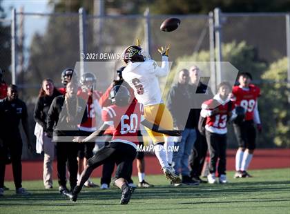Thumbnail 3 in Arlington @ Salesian College Preparatory (CIF State 6-A Championship) photogallery.