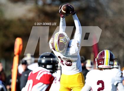 Thumbnail 3 in Arlington @ Salesian College Preparatory (CIF State 6-A Championship) photogallery.