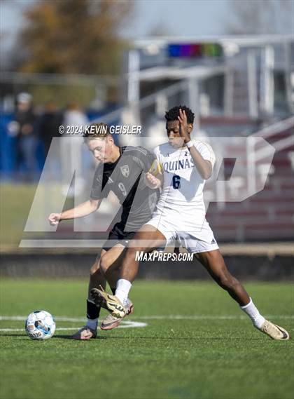 Thumbnail 3 in Shoreland Lutheran vs. Aquinas photogallery.