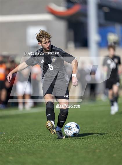 Thumbnail 3 in Shoreland Lutheran vs. Aquinas photogallery.