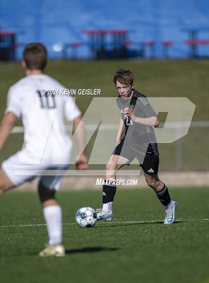 Thumbnail 1 in Shoreland Lutheran vs. Aquinas photogallery.