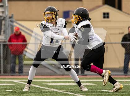 Thumbnail 1 in Lincoln Park vs Rolling Meadows (IHSA 7A First Round Playoff) photogallery.
