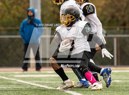 Thumbnail 1 in Lincoln Park vs Rolling Meadows (IHSA 7A First Round Playoff) photogallery.