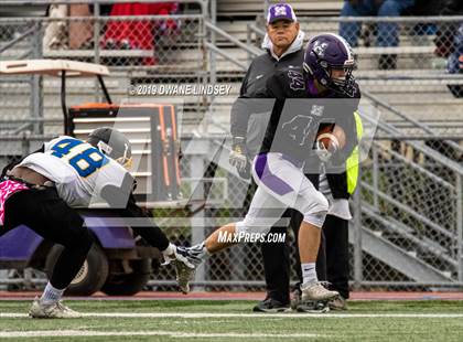 Thumbnail 3 in Lincoln Park vs Rolling Meadows (IHSA 7A First Round Playoff) photogallery.