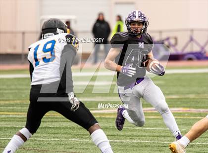 Thumbnail 2 in Lincoln Park vs Rolling Meadows (IHSA 7A First Round Playoff) photogallery.